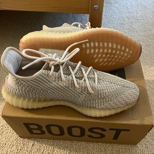 Yeezy Boost 350 V2